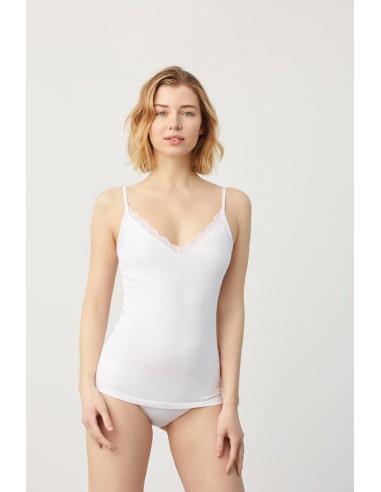 Camiseta de tirante fino marca Ysabel...