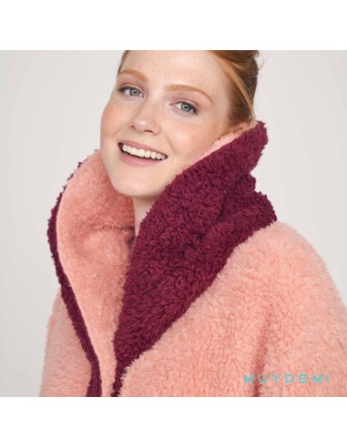 Bata de mujer marca Muydemi...