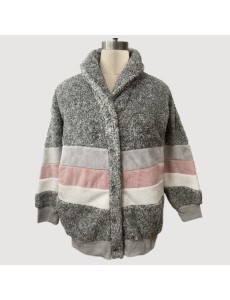 Bata corta de mujer con...