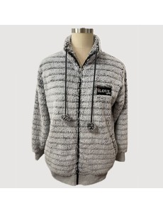 Bata corta de mujer marca...