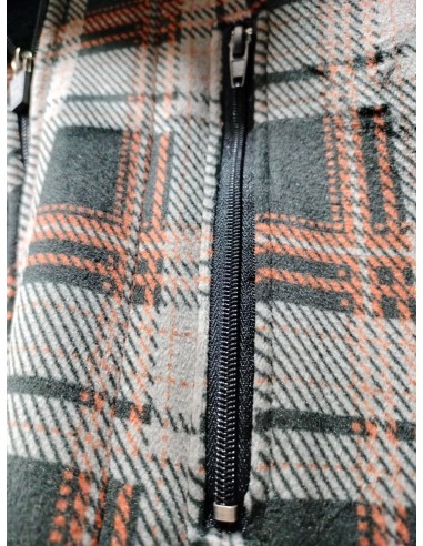 Bata corta de hombre con cremallera...