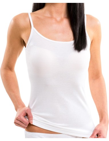 Camiseta interior de tirante fino...